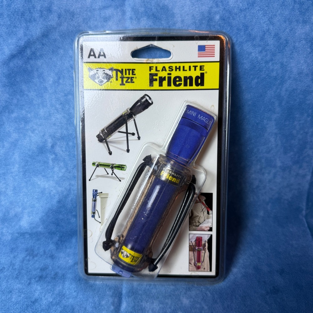 Vintage Nite Ize Flashlight Friend AA Mini Maglite Stand Holder NOS Sealed USA